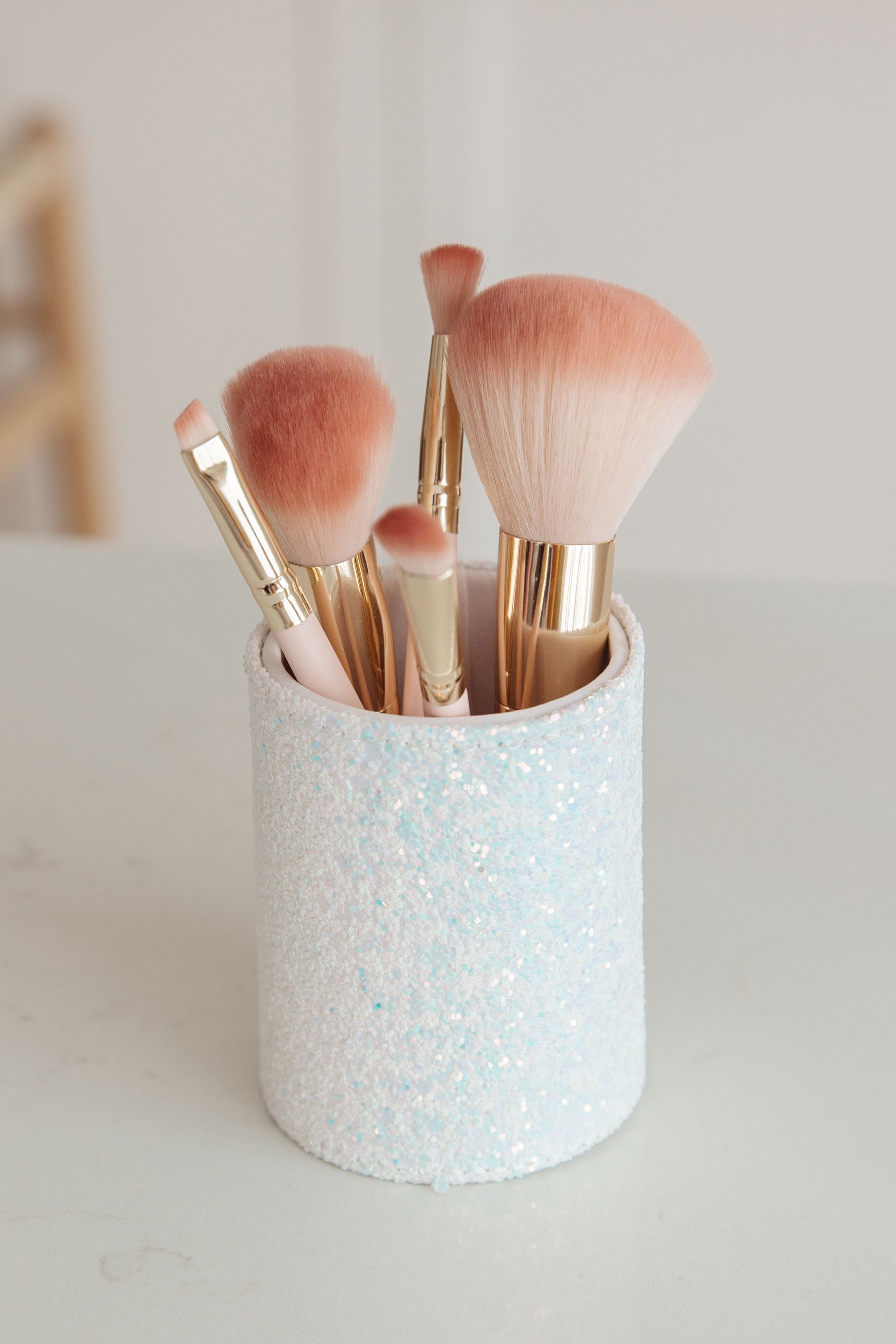 Simply Dazzled Storage and Brush Set in White